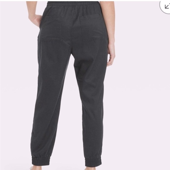 A new day joggers size medium in black - Picture 8 of 9